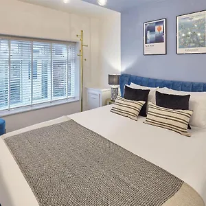  Apartment Host & - Tides